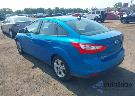 2014 Ford Focus Se z USA, uszkodzony, nr VIN 1FADP3F25EL274345